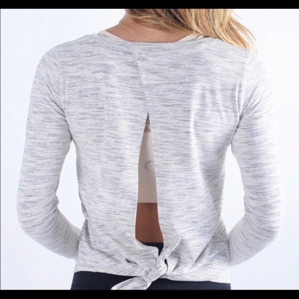 Zyia Gray Toe back Shirt